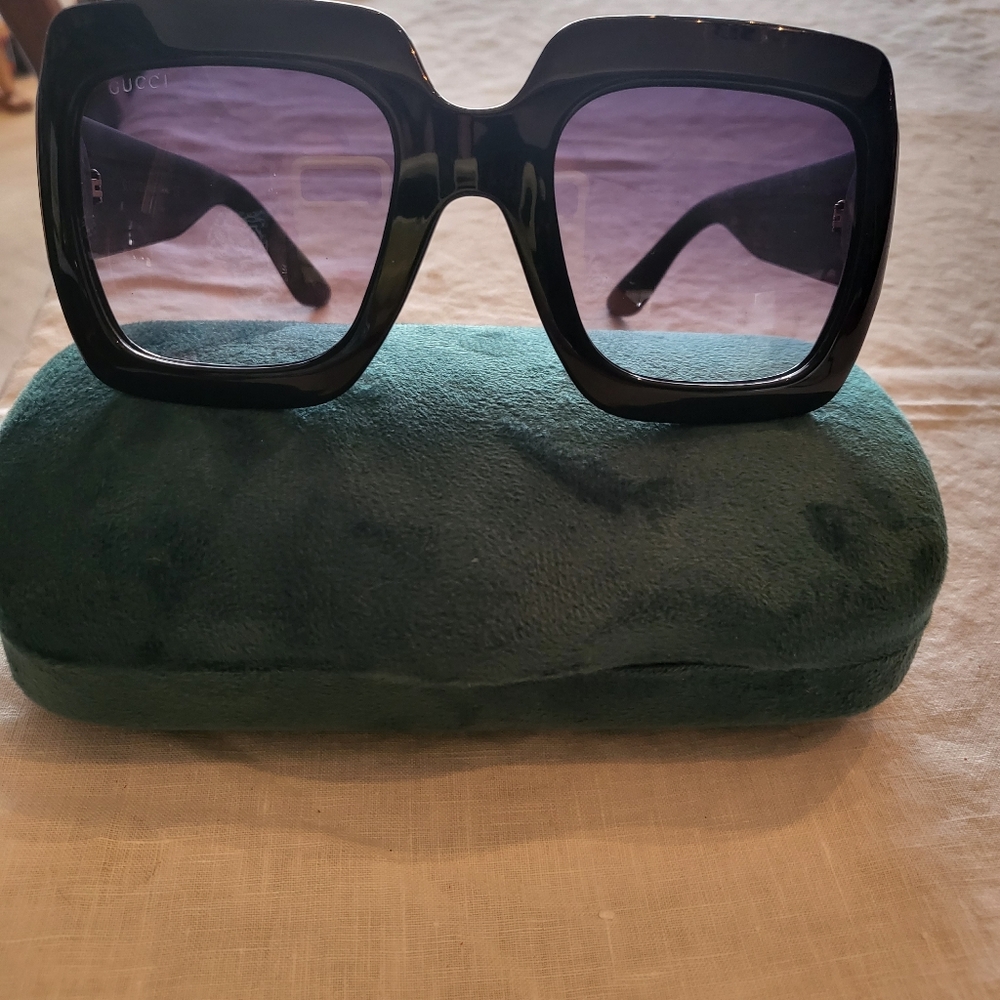 Authentic Gucci sunglasses
